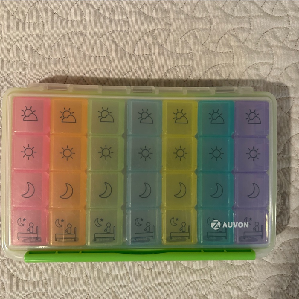 💊DAILY💊PILL ORGANIZER - Picture 9 of 13